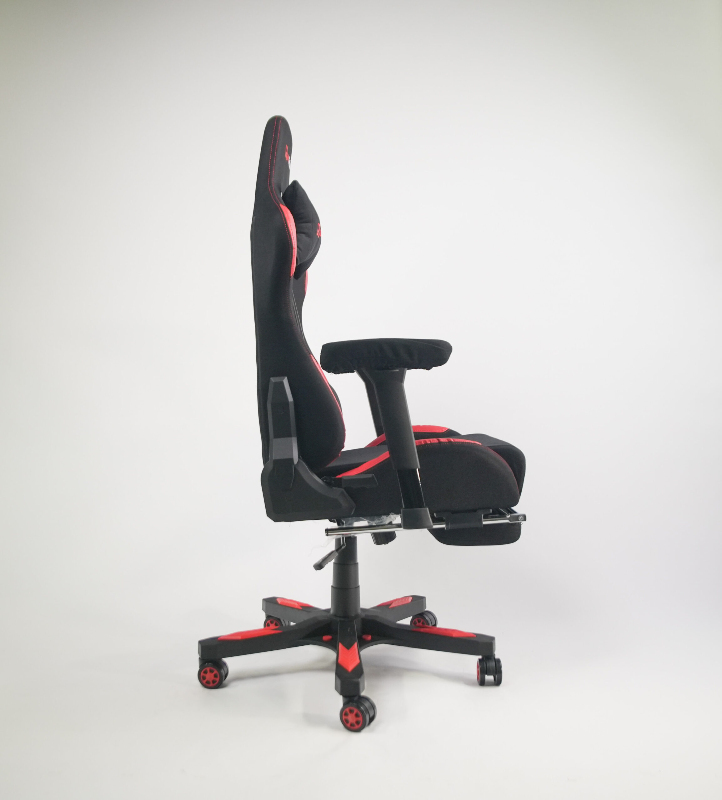 Quantech Nexus Gaming Chair Red