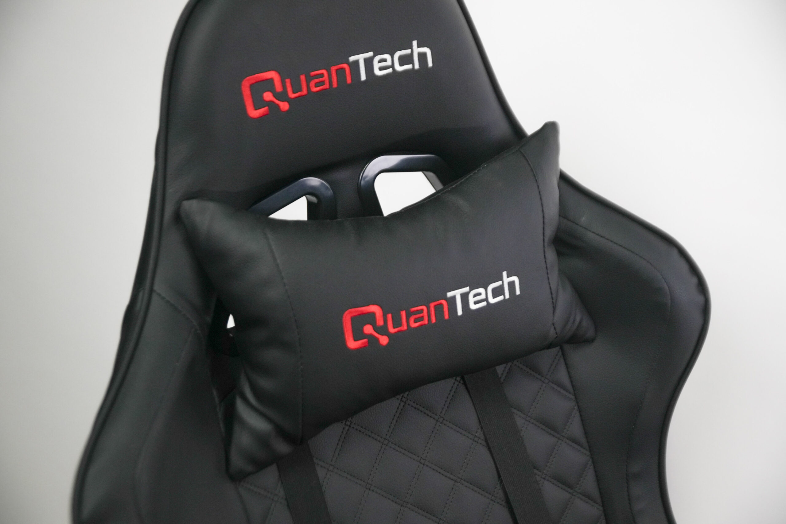 Quantech Orbit Gaming Chair Black